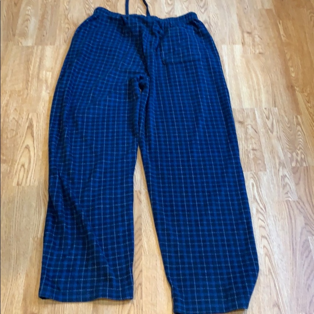 Nautica men’s blue plaid sleep pants, medium. - Picture 2 of 4